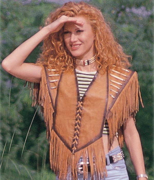 (image for) Hulapai Leather Shoulder Wrap